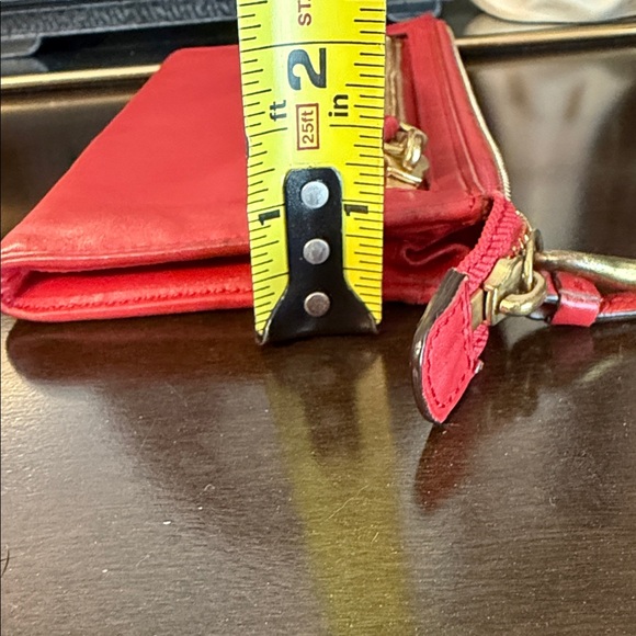 Coach Vintage orange Red smooth leather Wristlet - Picture 3 of 8